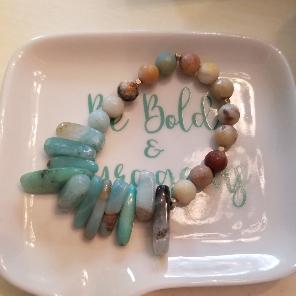 NIB Jbloom stretch bracelet